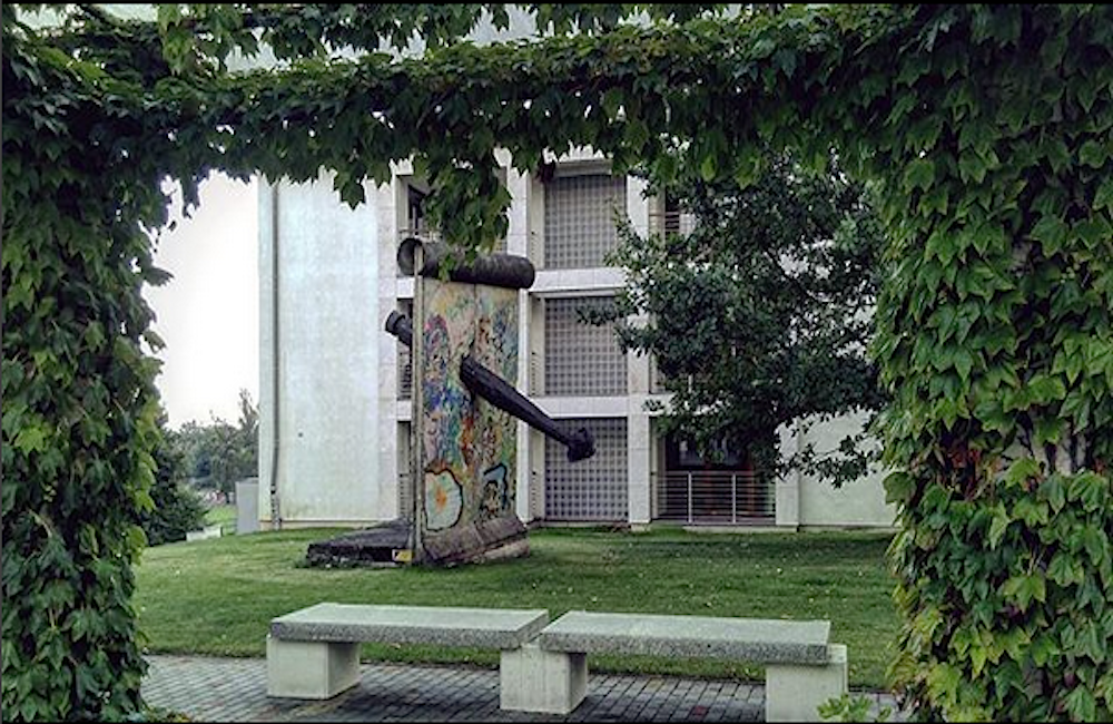 Berlin Wall in Gniezno