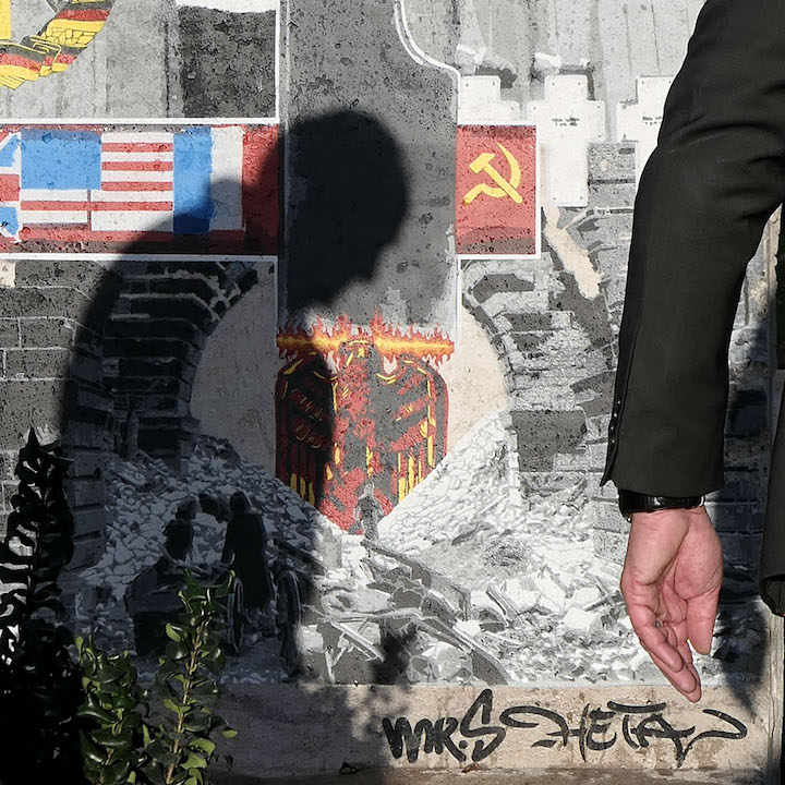 Berlin Wall in Tavaux