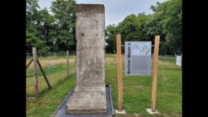 Berlin Wall in Schermbeck Dämmerwald